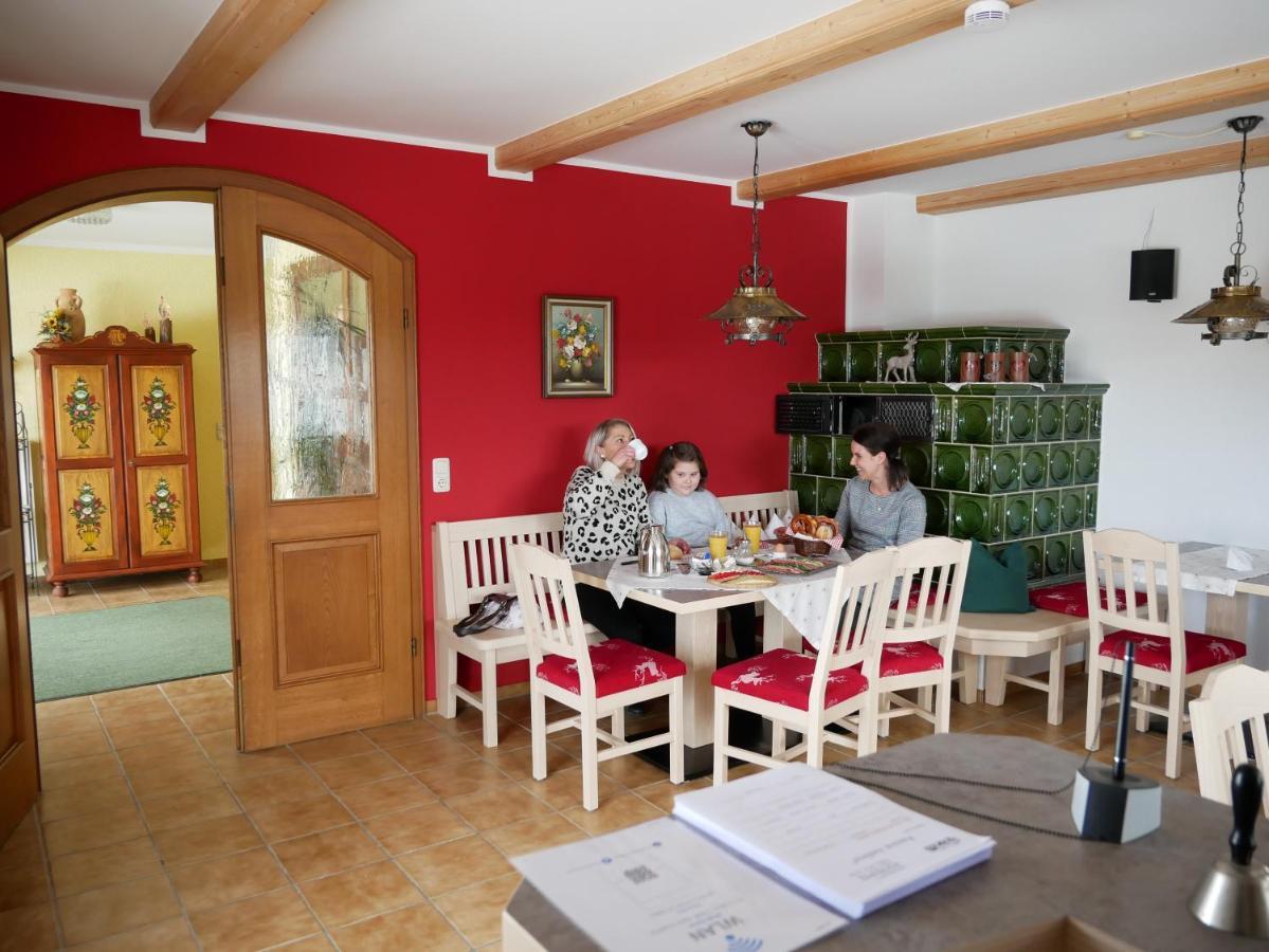 Pension Ambros Buchlberg Luaran gambar