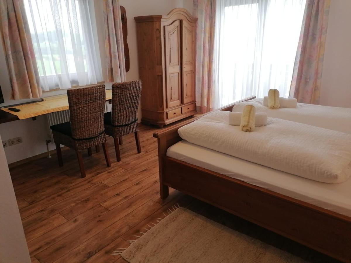 Pension Ambros Buchlberg Luaran gambar